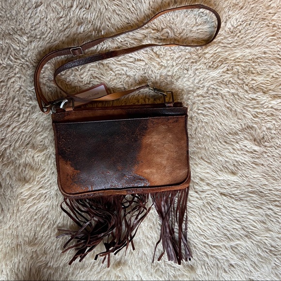 Corral Fringe Purse - Picture 7 of 7
